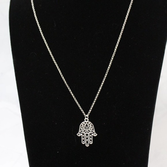 New Fashion Silver Tone Fatima Hand Necklace N87 - Picture 2 of 4